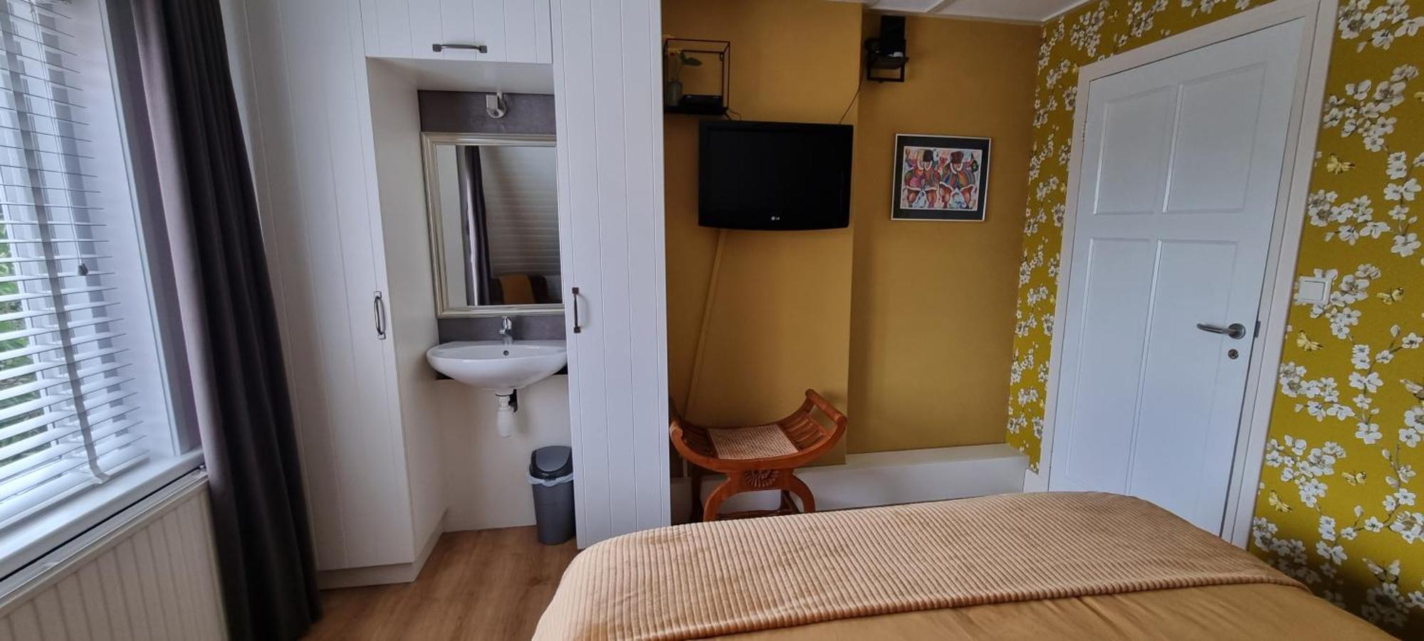 B&B Maaslandje Wijk en Aalburg ภายนอก รูปภาพ
